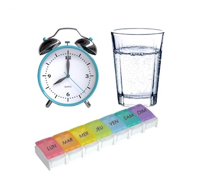 pilulier reveil verre eau